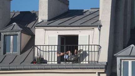 Jouir d'un balcon ou d'une terrasse vous coûtera-t-il plus cher en taxe foncière ? (photo d'illustration) (LUDOVIC MARIN / AFP)