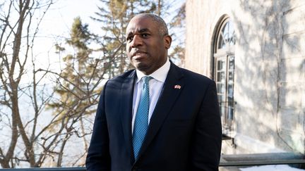 Le ministre des Affaires étrangères britannique, David Lammy, accorde une interview depuis La Malbaie (Canada), le 14 mars 2025. (SAUL LOEB / AFP)