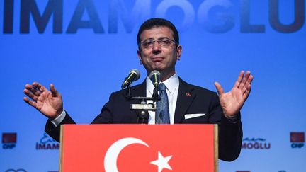 Ekrem Imamoglu, alors candidat aux élections municipales d'Istanbul, lors d'un discours, le 22 mai 2019, à Istanbul (Turquie). (OZAN KOSE / AFP)