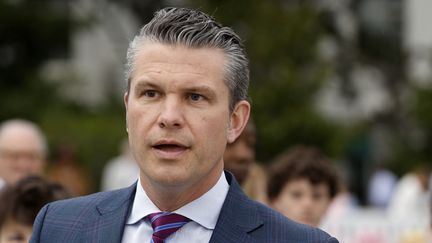 Le ministre américain de la Défense, Pete Hegseth, à la Maison Blanche, à Washington (Etats-Unis), le 21 avril 2025. (CHIP SOMODEVILLA / GETTY IMAGES NORTH AMERICA / AFP)