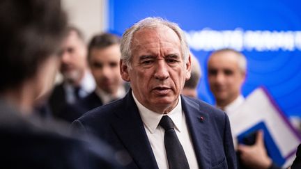 Le Premier ministre François Bayrou lors d'une conférence de presse le 15 avril 2025 à Paris (XOSE BOUZAS / HANS LUCAS)