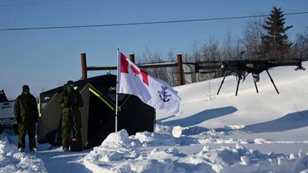 Arctique : des soldats canadiens dans le Grand Nord (franceinfo)