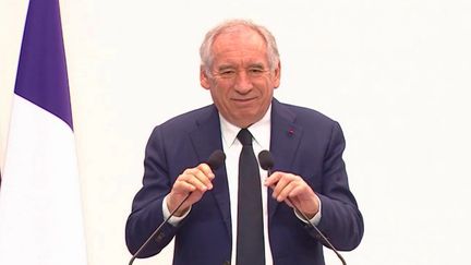 Effort de 40 milliards d'euros sur le budget 2026 : François Bayrou appelle à une "prise de conscience" (France 2)
