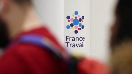 Conférence sur les finances publiques : une nouvelle réforme de l'assurance-chômage à venir ? (France 2)