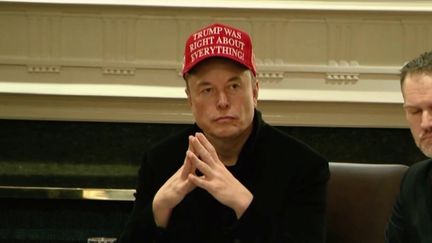 Elon Musk va-t-il renoncer à son portefeuille politique pour sauver son empire industriel ? (franceinfo)