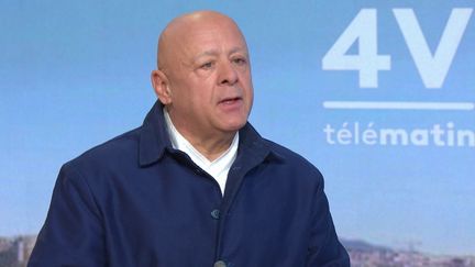 "La fracture sociale nous amène à avoir une alimentation à deux vitesses", déplore le chef cuisinier Thierry Marx (France 2)