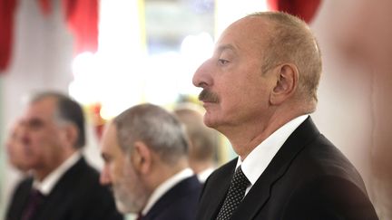 Le président Aliyev lors d'une convocation par Moscou des chefs d'État de la CEI (organisation composée d'anciennes républiques soviétiques), en Russie, près de Saint-Pétersbourg, le 26 décembre 2023. (VLADIMIR SMIRNOV/SPUTNIK/KREMLIN POOL / MAXPPP)
