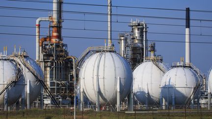 Industrie chimique, Rotterdam (Pays-Bas), (photo d'illustration). (PHILIPPE TURPIN / MAXPPP)