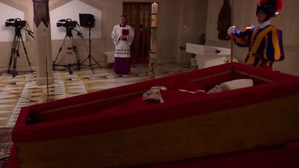 Mort du pape François : Rome en plein dans les préparatifs des obsèques du souverain pontife (France 2)