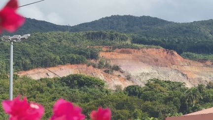 Carrière de Deshaies (Guadeloupe La 1ère)