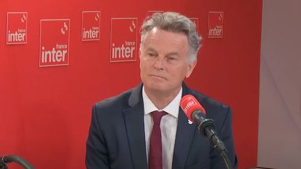Le secrétaire national du Parti communiste français Fabien Roussel, invité de France Inter, le 23 avril 2025. (FRANCE INTER)