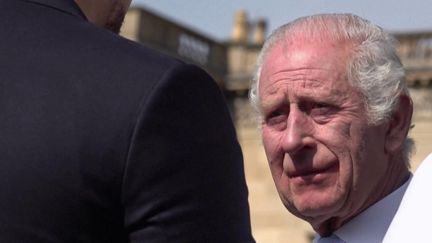Royaume-Uni : la santé du roi Charles III, victime d'"effets secondaires", inquiète une partie des Anglais (France 2)