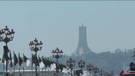 Tensions Paris-Alger : nouveau coup de froid dans les relations avec l’Algérie (Franceinfo)