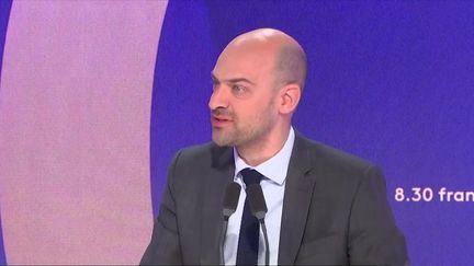Le ministre de l'Europe et des Affaires étrangères Jean-Noël Barrot était l'invité de franceinfo, le 22 avril 2025. (FRANCEINFO / RADIO FRANCE)